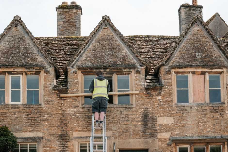 repair or replace roof: When does a repair make more sense than replacing